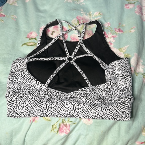 Buff bunny longline sports bra - Picture 2 of 3